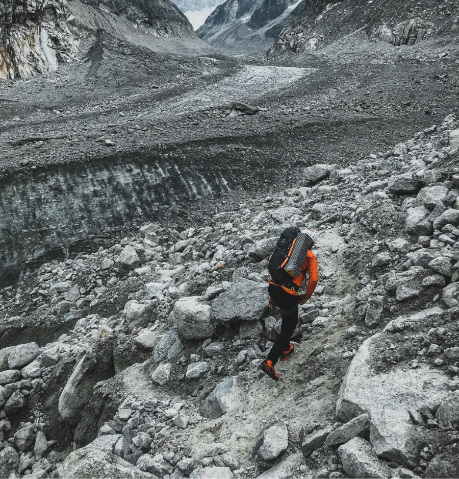 Glacial land after climate change-100-1