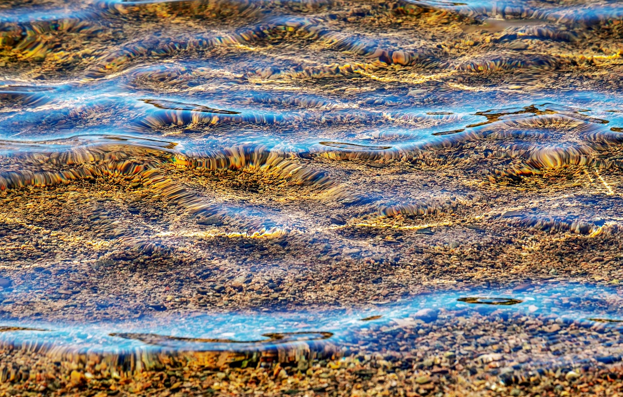 lake-3708955_1280